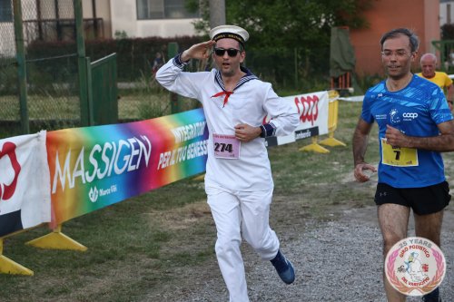 runner mascherato